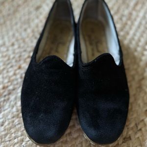 Sabah Slippers in Black Suede